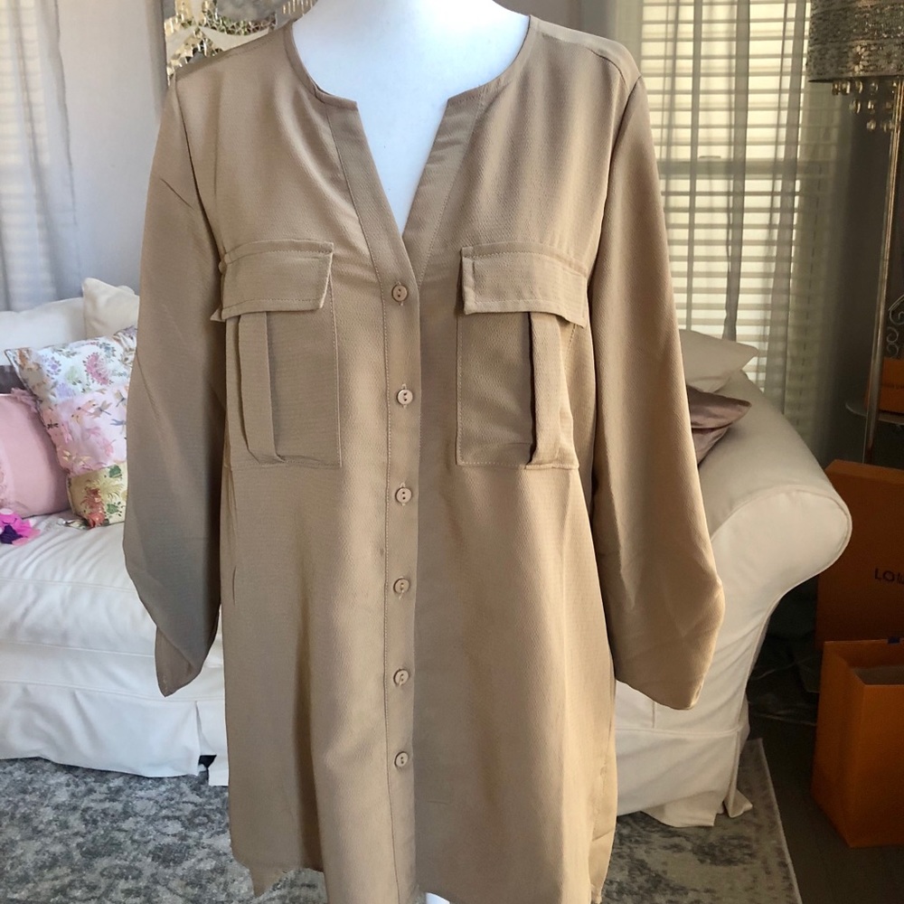 ❤️Sweet Rain Button down Blouse
